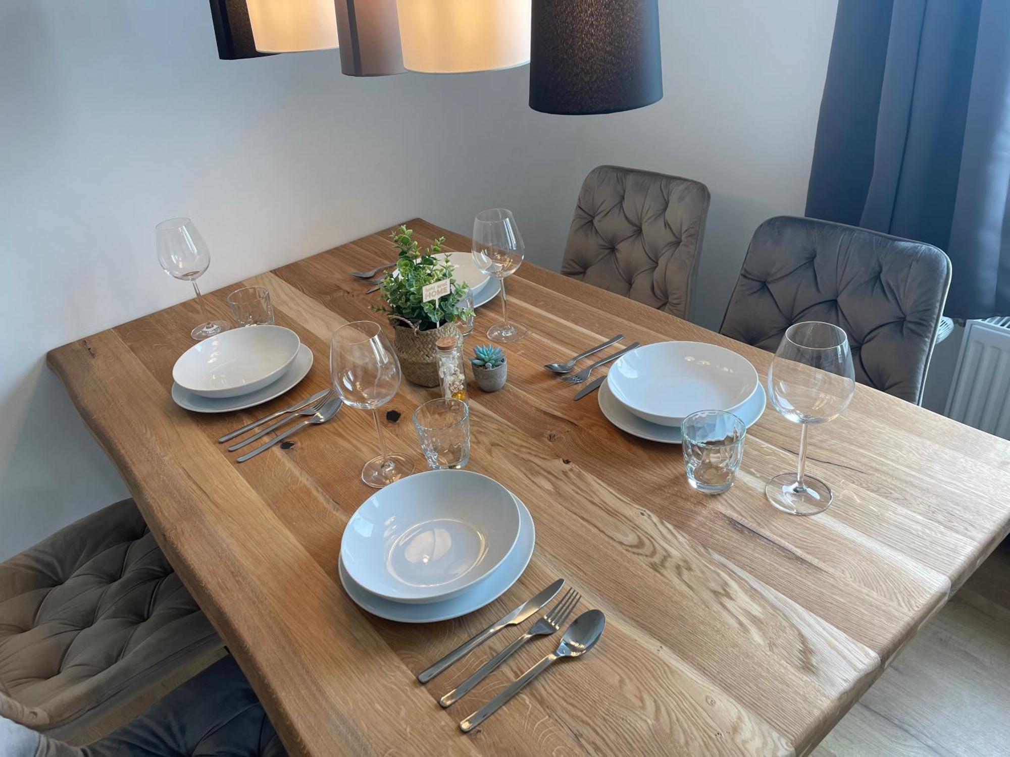 - Luxus Apartment